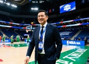 大连一方换帅后表现出色，球队雄心勃勃